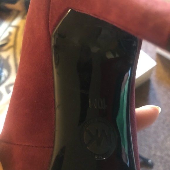 Aunthentic - Picture 2 of 2